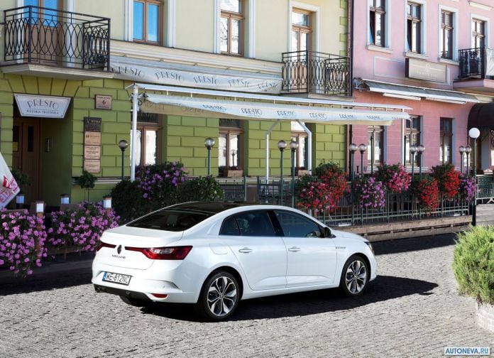 2017 Renault Megane Sedan - фотография 34 из 71 2017 Renault Megane Sedan - фотография 34 из 71