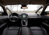 renault_2017_scenic_065.jpg