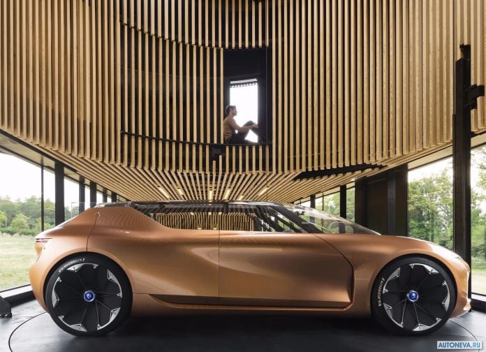 2017 Renault Symbioz Concept - фотография 8 из 114