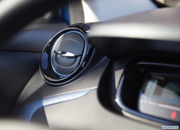 2017 Renault Zoe - фотография 128 из 174 2017 Renault Zoe - фотография 128 из 174