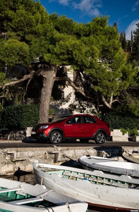 2018 Renault Logan Stepway - фотография 9 из 27 2018 Renault Logan Stepway - фотография 9 из 27