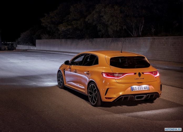 2018 Renault Megan RS - фотография 64 из 171 2018 Renault Megan RS - фотография 64 из 171