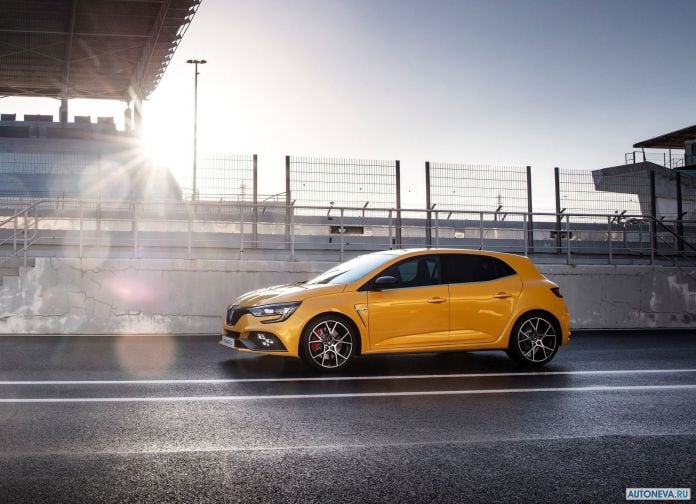 2019 Renault Megan RS Trophy - фотография 12 из 82 2019 Renault Megan RS Trophy - фотография 12 из 82