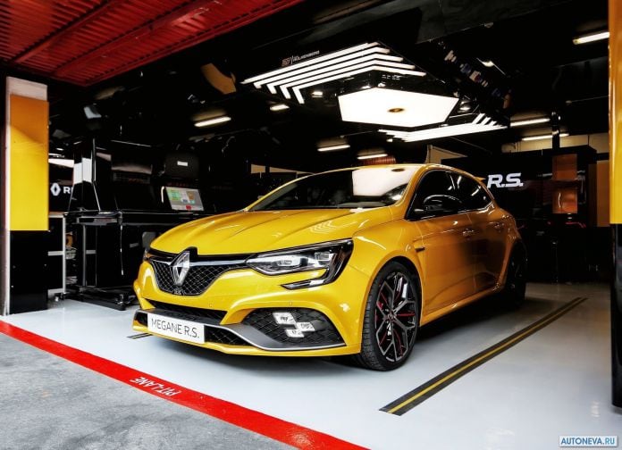 2019 Renault Megan RS Trophy - фотография 13 из 82 2019 Renault Megan RS Trophy - фотография 13 из 82