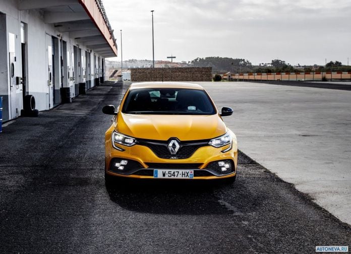 2019 Renault Megan RS Trophy - фотография 50 из 82 2019 Renault Megan RS Trophy - фотография 50 из 82