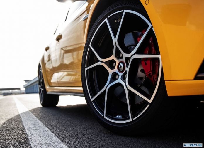 2019 Renault Megan RS Trophy - фотография 69 из 82 2019 Renault Megan RS Trophy - фотография 69 из 82