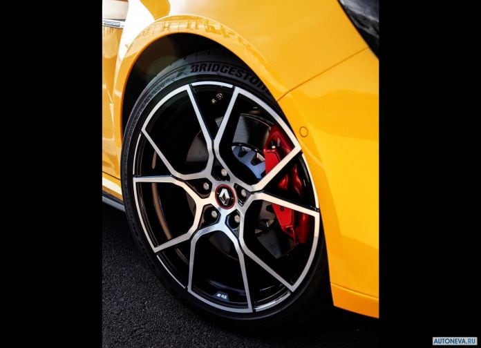 2019 Renault Megan RS Trophy - фотография 78 из 82 2019 Renault Megan RS Trophy - фотография 78 из 82