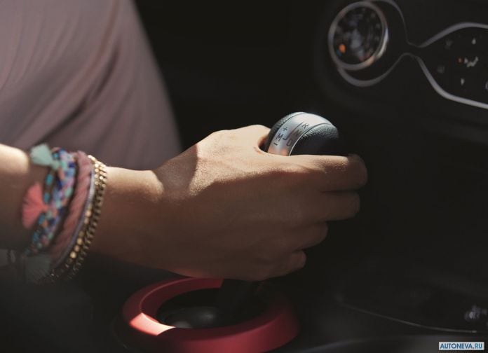 2019 Renault Twingo - фотография 27 из 36 2019 Renault Twingo - фотография 27 из 36