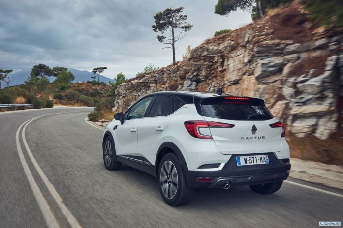 2020 Renault Captur Initiale Paris - фотография 16 из 32 2020 Renault Captur Initiale Paris - фотография 16 из 32