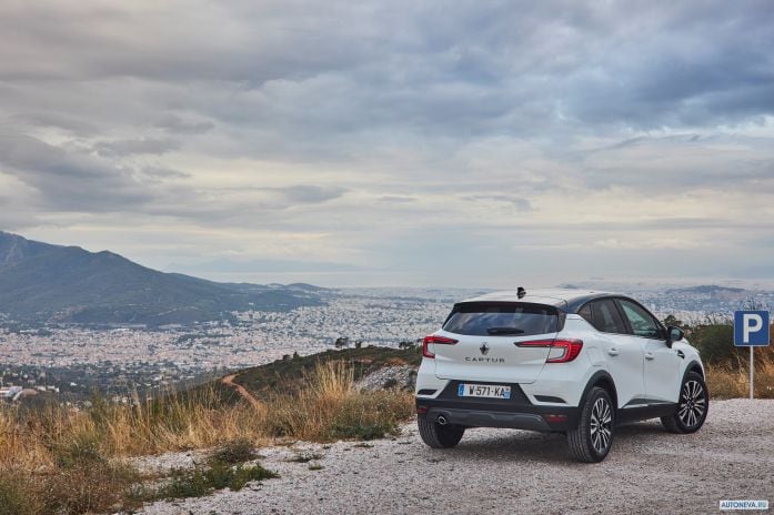 2020 Renault Captur Initiale Paris - фотография 20 из 32 2020 Renault Captur Initiale Paris - фотография 20 из 32