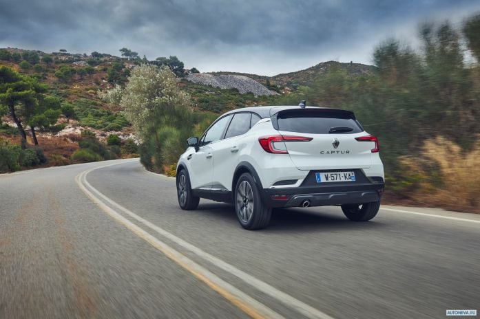 2020 Renault Captur Initiale Paris - фотография 21 из 32 2020 Renault Captur Initiale Paris - фотография 21 из 32