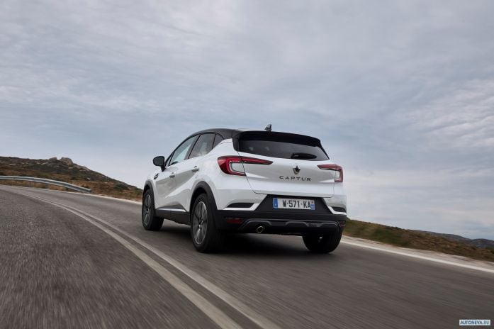 2020 Renault Captur Initiale Paris - фотография 22 из 32 2020 Renault Captur Initiale Paris - фотография 22 из 32