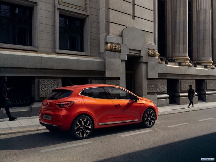 2020 Renault Clio - фотография 13 из 31