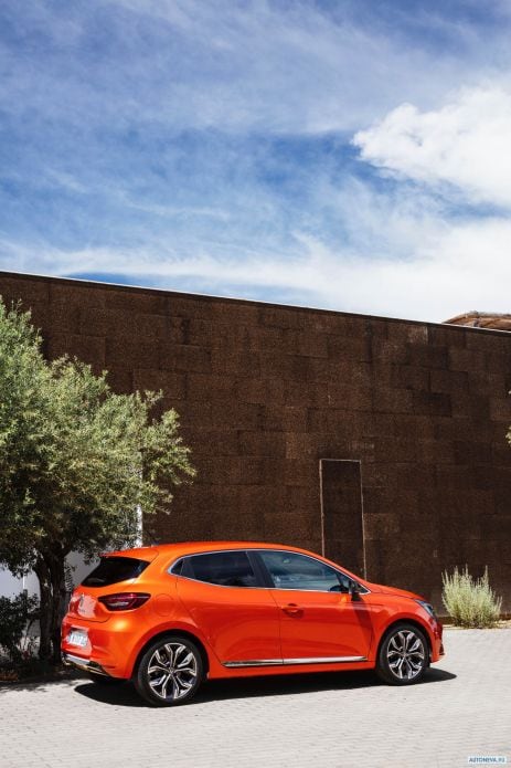 2020 Renault Clio - фотография 15 из 31 2020 Renault Clio - фотография 15 из 31