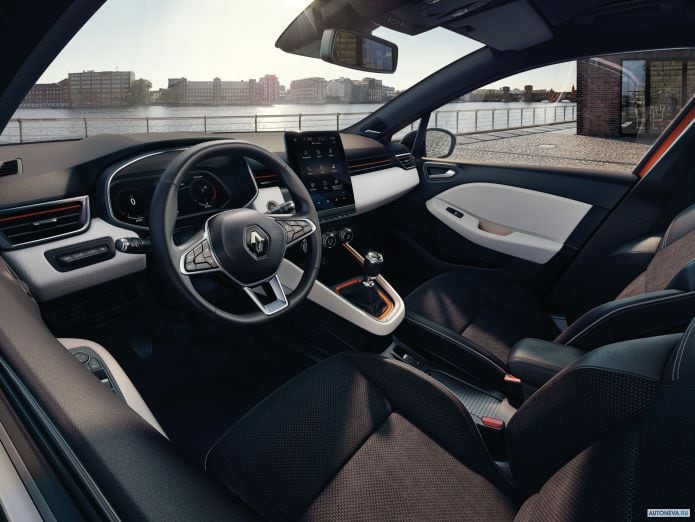 2020 Renault Clio - фотография 26 из 31 2020 Renault Clio - фотография 26 из 31