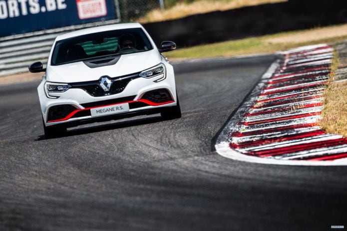 2020 Renault Megane RS Trophy R - фотография 4 из 27