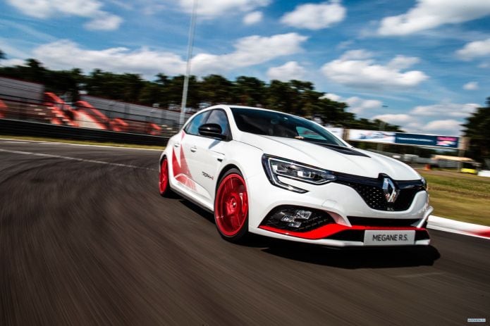 2020 Renault Megane RS Trophy R - фотография 5 из 27