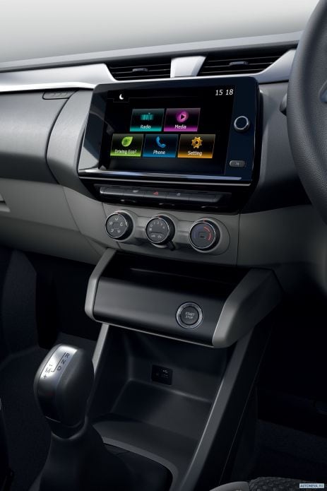 2020 Renault Triber - фотография 18 из 18 2020 Renault Triber - фотография 18 из 18