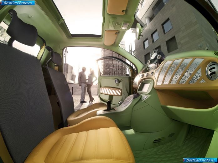 2010 Rinspeed Uc Concept - фотография 34 из 66 2010 Rinspeed Uc Concept - фотография 34 из 66