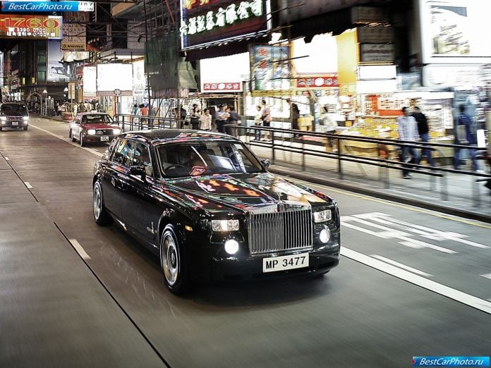 2003 Rolls-Royce Phantom - фотография 27 из 155 2003 Rolls-Royce Phantom - фотография 27 из 155