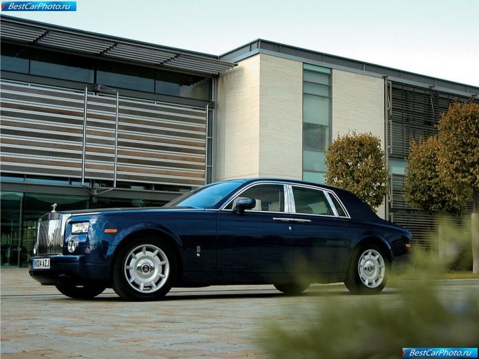 2003 Rolls-Royce Phantom - фотография 32 из 155
