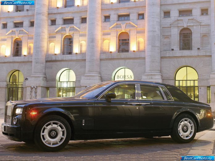 2003 Rolls-Royce Phantom - фотография 47 из 155 2003 Rolls-Royce Phantom - фотография 47 из 155