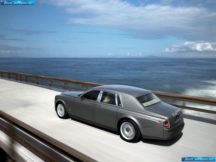 2003 Rolls-Royce Phantom - фотография 63 из 155 2003 Rolls-Royce Phantom - фотография 63 из 155