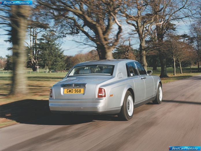 2003 Rolls-Royce Phantom - фотография 67 из 155 2003 Rolls-Royce Phantom - фотография 67 из 155