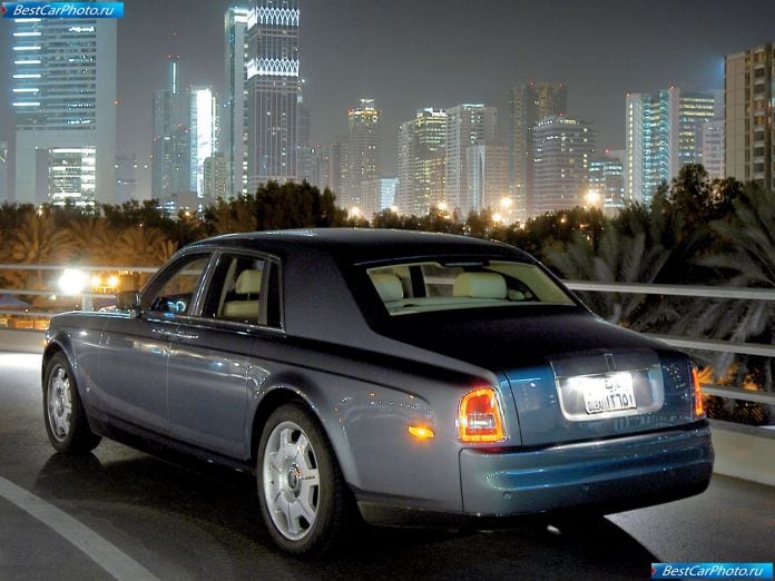 2003 Rolls-Royce Phantom - фотография 71 из 155