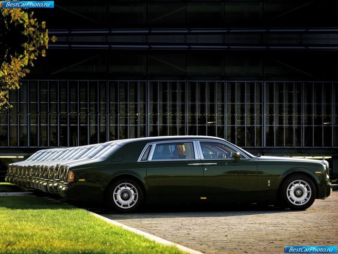 2003 Rolls-Royce Phantom - фотография 84 из 155 2003 Rolls-Royce Phantom - фотография 84 из 155