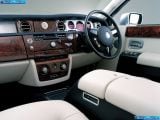 rolls-royce_2003-phantom_1600x1200_094.jpg