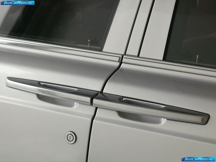 2003 Rolls-Royce Phantom - фотография 125 из 155