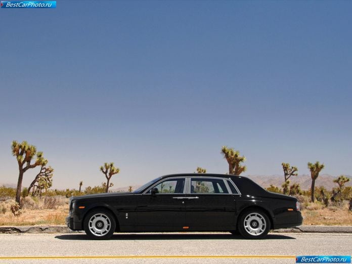 2005 Rolls-Royce Phantom With Extended Wheelbase - фотография 4 из 24