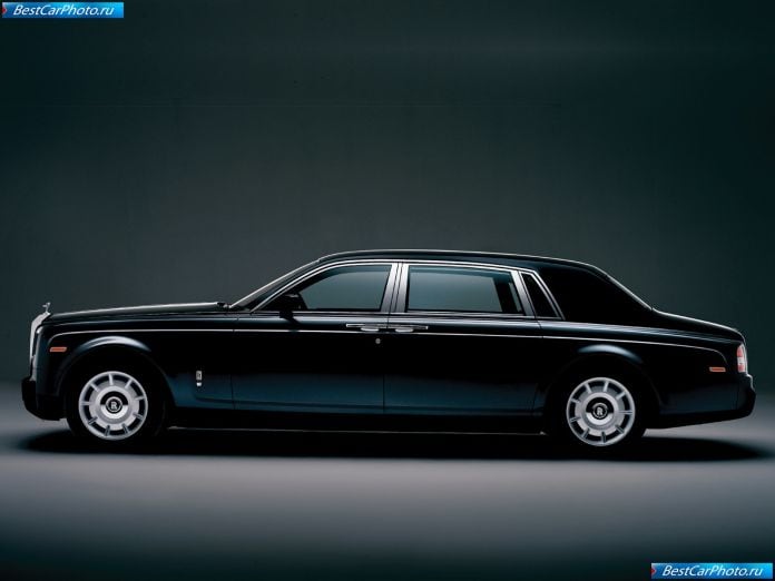 2005 Rolls-Royce Phantom With Extended Wheelbase - фотография 8 из 24