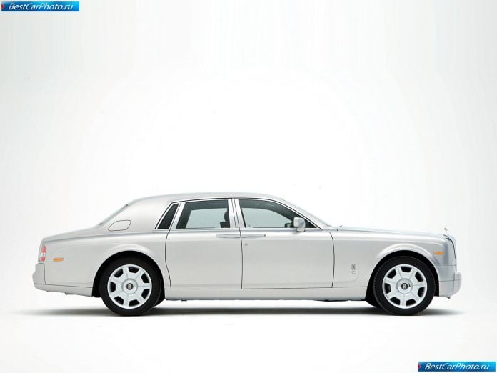 2007 Rolls-Royce Phantom Silver - фотография 2 из 3