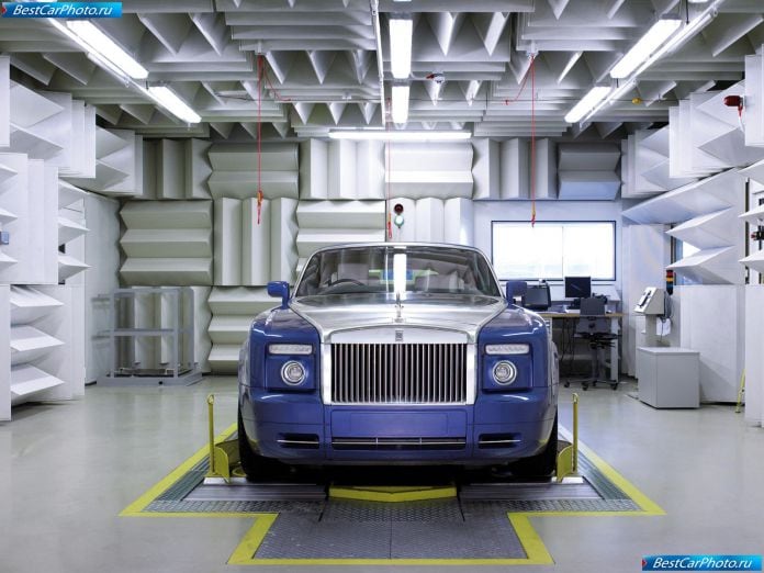 2008 Rolls-Royce Phantom Drophead Coupe - фотография 23 из 65