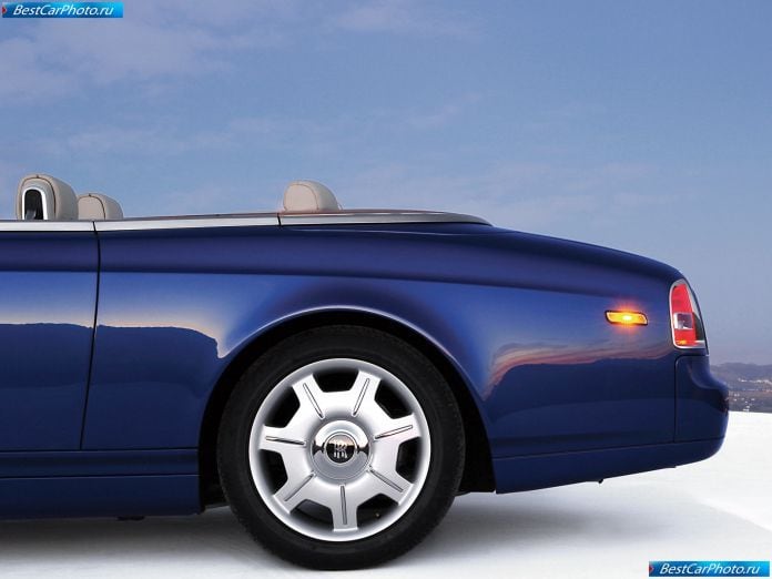 2008 Rolls-Royce Phantom Drophead Coupe - фотография 50 из 65
