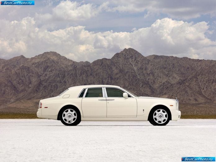 2009 Rolls-Royce Phantom - фотография 11 из 34