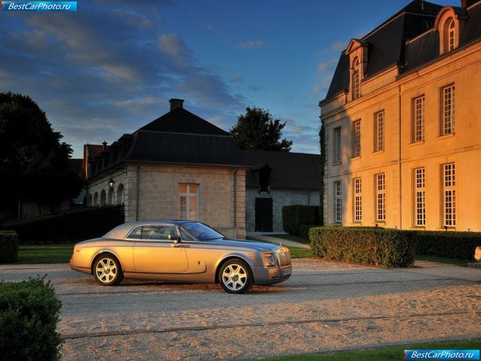 2009 Rolls-Royce Phantom Coupe - фотография 4 из 68