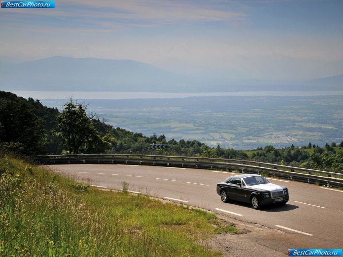 2009 Rolls-Royce Phantom Coupe - фотография 25 из 68