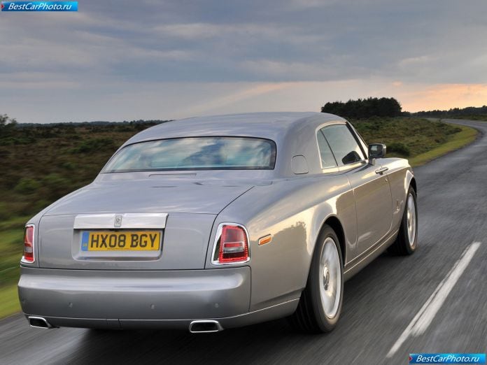 2009 Rolls-Royce Phantom Coupe - фотография 35 из 68