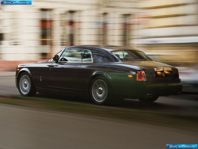 2009 Rolls-Royce Phantom Coupe - фотография 42 из 68
