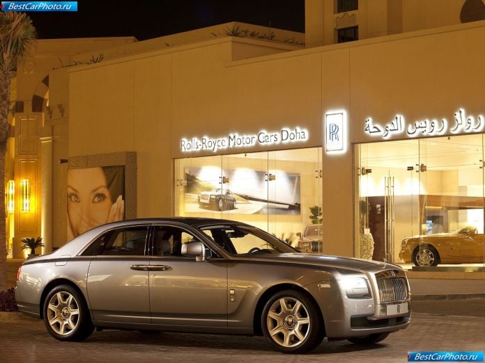 2010 Rolls-Royce Ghost - фотография 3 из 50