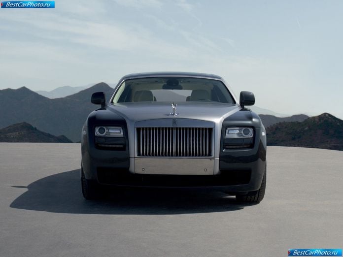 2010 Rolls-Royce Ghost - фотография 15 из 50 2010 Rolls-Royce Ghost - фотография 15 из 50