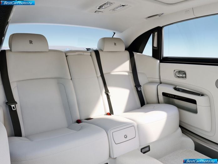 2012 Rolls-Royce Ghost Extended Wheelbase - фотография 4 из 4 2012 Rolls-Royce Ghost Extended Wheelbase - фотография 4 из 4
