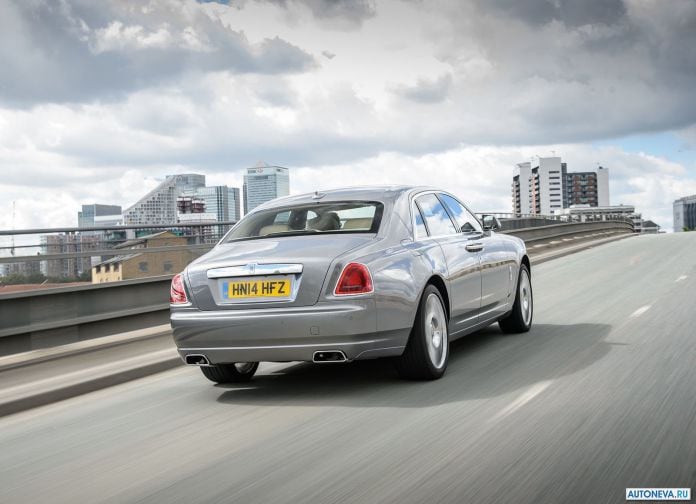 2015 Rolls-Royce Ghost Series II - фотография 55 из 115