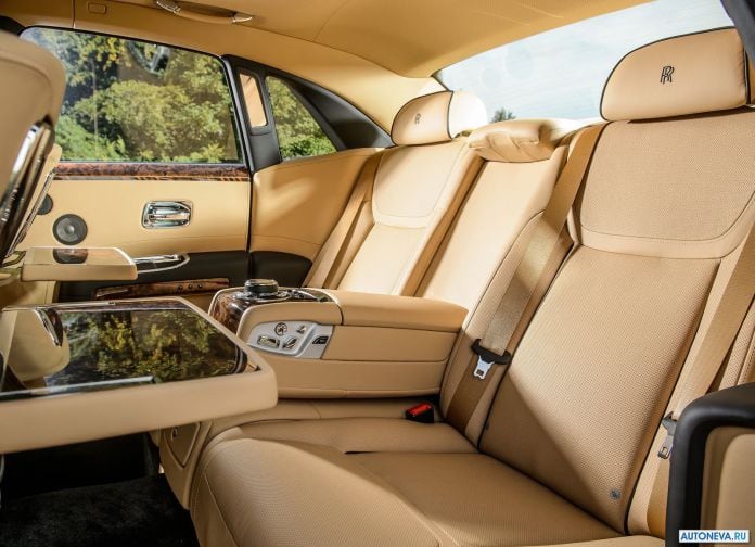 2015 Rolls-Royce Ghost Series II - фотография 79 из 115 2015 Rolls-Royce Ghost Series II - фотография 79 из 115