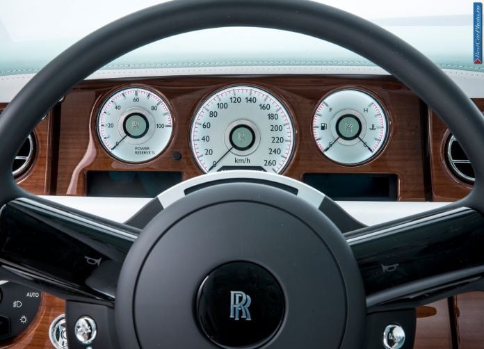 2015 Rolls-Royce Phantom Serenity - фотография 4 из 16