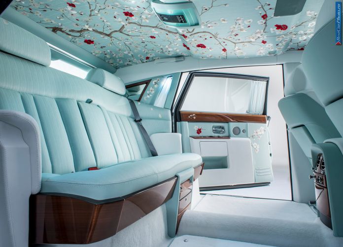 2015 Rolls-Royce Phantom Serenity - фотография 5 из 16 2015 Rolls-Royce Phantom Serenity - фотография 5 из 16