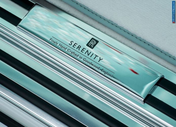 2015 Rolls-Royce Phantom Serenity - фотография 16 из 16 2015 Rolls-Royce Phantom Serenity - фотография 16 из 16